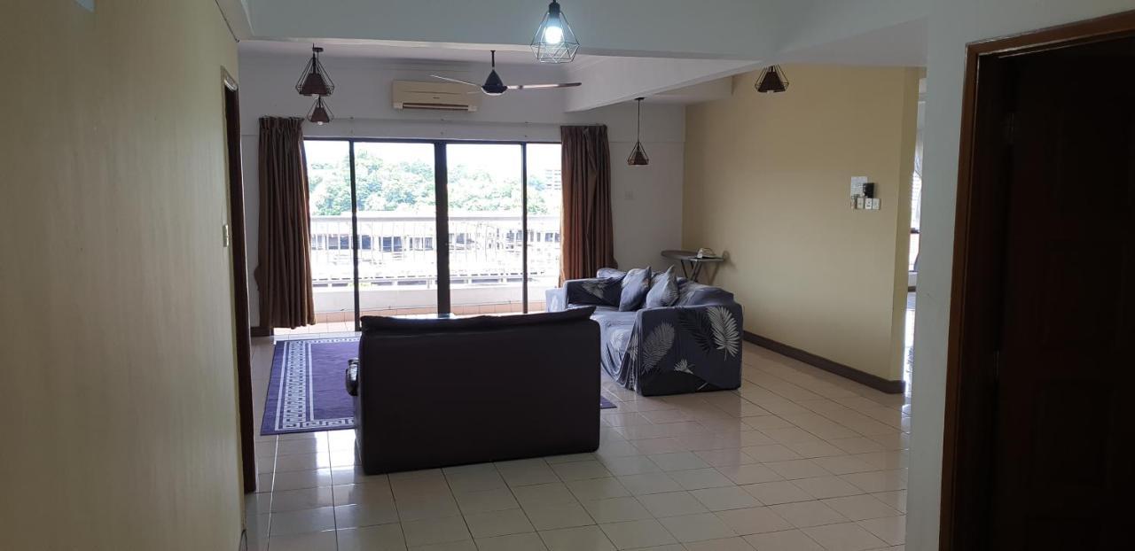 Marina Court Resort Kota Kinabalu-Stay And Get Cash Rebate Екстер'єр фото
