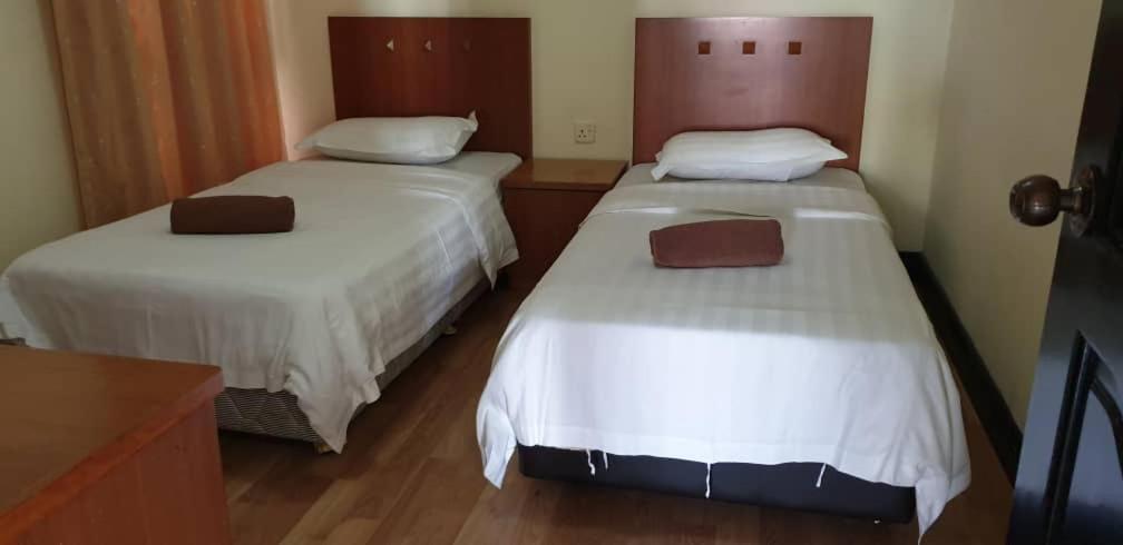 Marina Court Resort Kota Kinabalu-Stay And Get Cash Rebate Екстер'єр фото