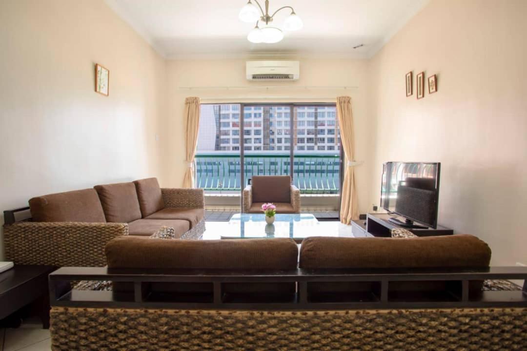 Marina Court Resort Kota Kinabalu-Stay And Get Cash Rebate Екстер'єр фото
