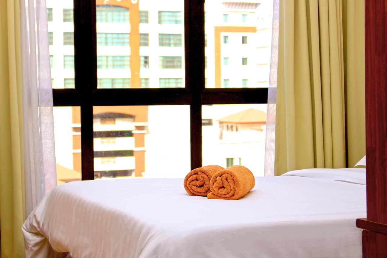Marina Court Resort Kota Kinabalu-Stay And Get Cash Rebate Екстер'єр фото