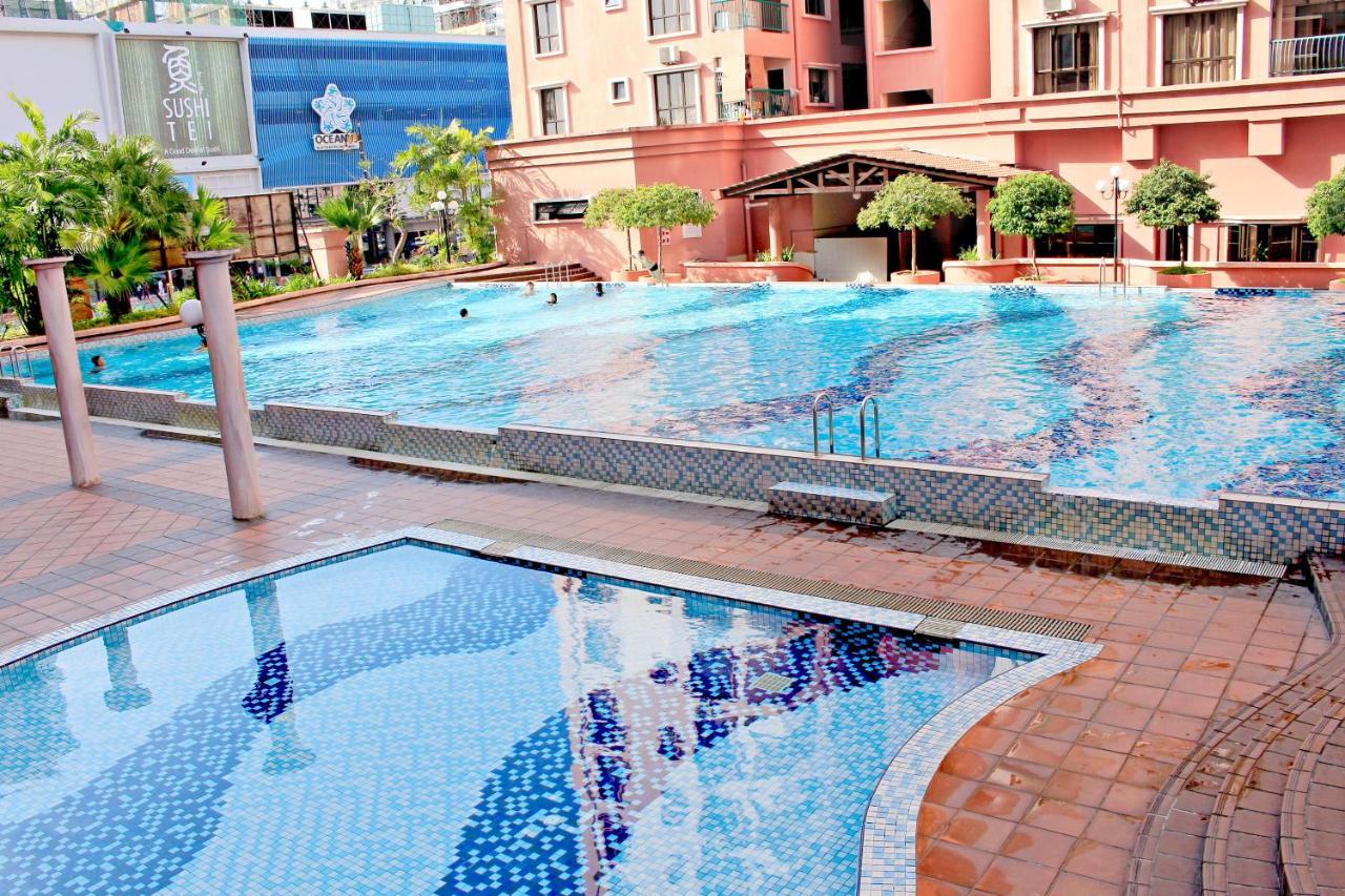 Marina Court Resort Kota Kinabalu-Stay And Get Cash Rebate Екстер'єр фото